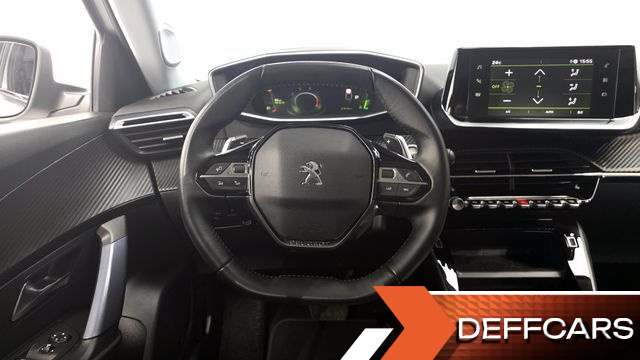 Peugeot 2008 1.5 BlueHDi Allure купить на сайте DeffCars