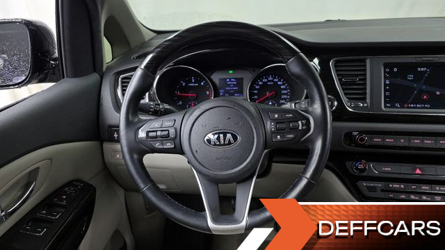 Kia CARNIVAL 9-Seater Prstige купить на сайте DeffCars
