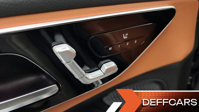 Mercedes C-CLASS C300 4MATIC Avantgarde купить на сайте DeffCars