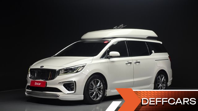 Kia CARNIVAL 9-Seater Hi-Limousine Prestige Hiroof купить на сайте DeffCars
