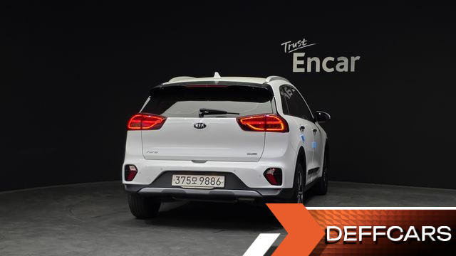 Kia NIRO 1.6 HEV Noblesse купить на сайте DeffCars
