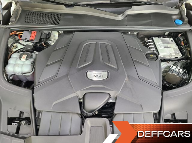 Porsche CAYENNE 3.0 PLATINUM EDITION купить на сайте DeffCars