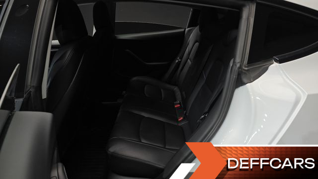 Tesla MODEL 3 Long Range AWD купить на сайте DeffCars