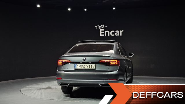 Volkswagen JETTA 1.4 TSI Prestige купить на сайте DeffCars