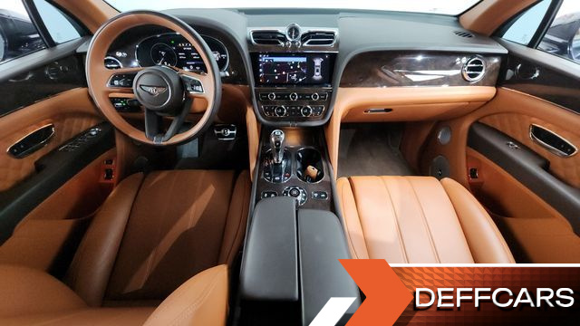 Bentley BENTAYGA 4.0 V8 купить на сайте DeffCars