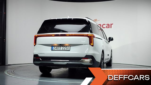 Kia CARNIVAL 9-Seater Noblesse купить на сайте DeffCars