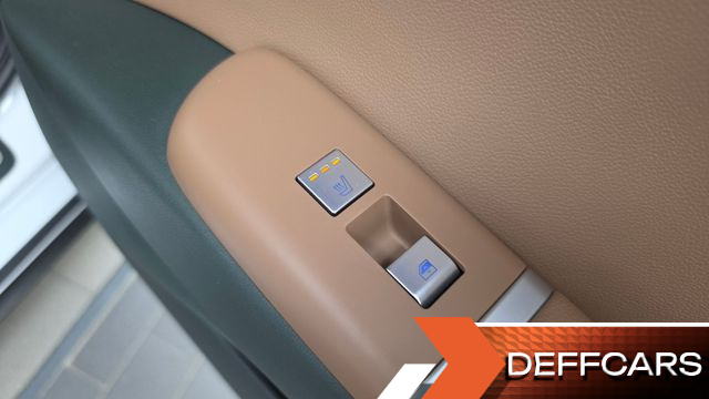 Hyundai GRANDEUR 2,5 Gasoline 2WD Exclusive купить на сайте DeffCars