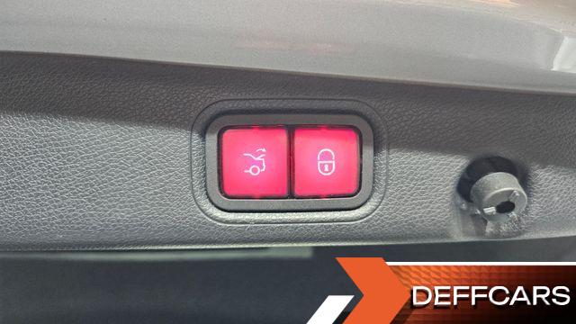 Mercedes E-CLASS E250 Exclusive купить на сайте DeffCars