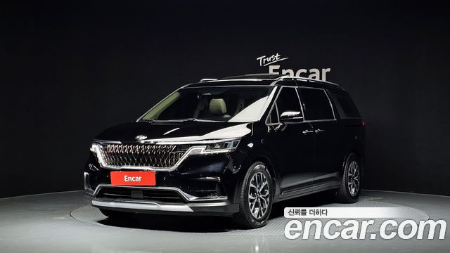 Kia CARNIVAL 9-Seater Noblesse купить на сайте DeffCars