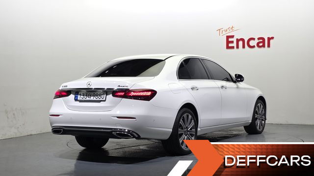Mercedes E-CLASS E350 4MATIC Exclusive купить на сайте DeffCars