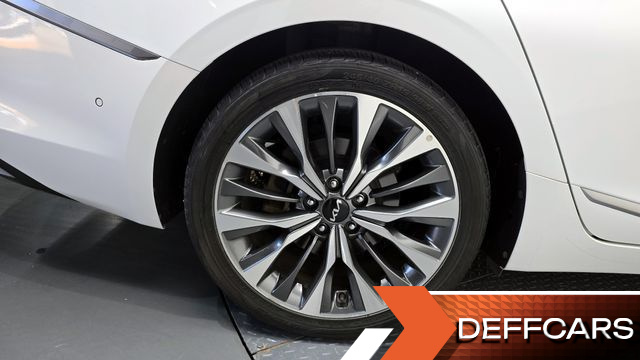 Kia K8 2.5 Gasoline 2WD Signature купить на сайте DeffCars