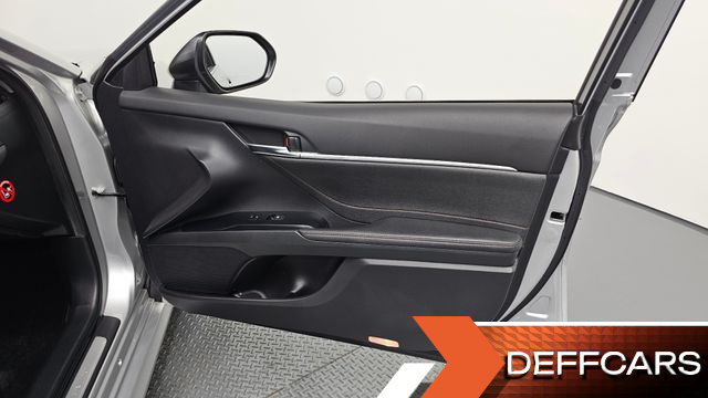 Toyota CAMRY 2.5 купить на сайте DeffCars