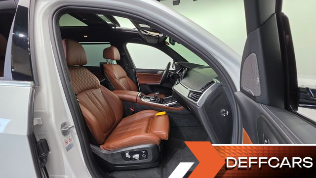 BMW X7 xDrive 40i M Sport 6STR купить на сайте DeffCars