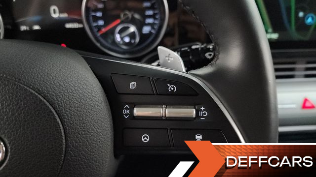 Hyundai GRANDEUR 2.5 Premium Choice купить на сайте DeffCars