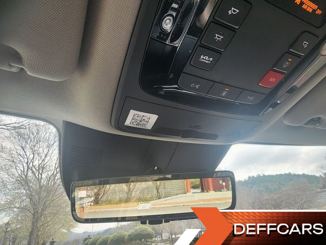 Kia CARNIVAL 7-Seater Signature купить на сайте DeffCars