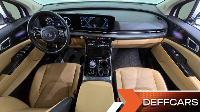Kia CARNIVAL Gasoline 9-Seater Signature купить на сайте DeffCars