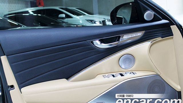 Kia K9 3.8 GDI AWD Platinum купить на сайте DeffCars