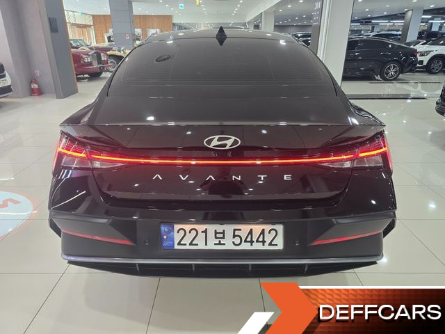 Hyundai AVANTE 1.6 Inspiration купить на сайте DeffCars