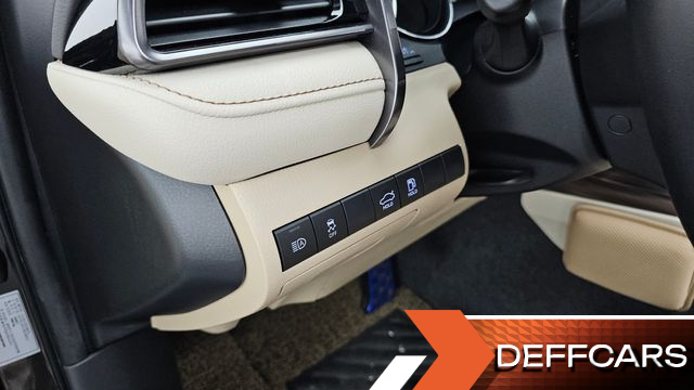 Toyota CAMRY 2.5 купить на сайте DeffCars