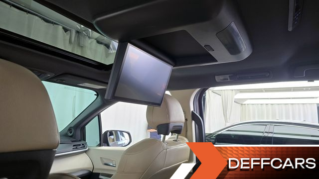 Toyota SIENNA 2.5 Hybrid 2WD купить на сайте DeffCars