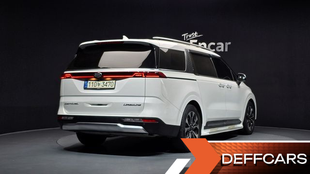 Kia CARNIVAL 7-Seater Signature купить на сайте DeffCars
