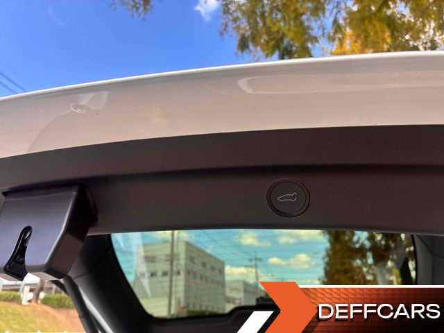 Tesla MODEL Y RWD купить на сайте DeffCars