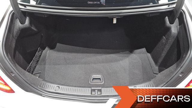 Mercedes E-CLASS E300 Exclusive купить на сайте DeffCars