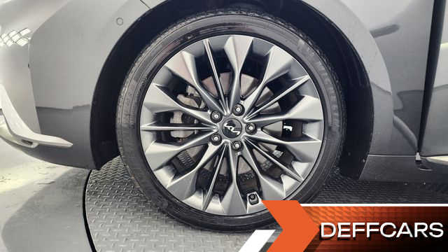 Kia K8 2.5 Gasoline 2WD Signature Special купить на сайте DeffCars