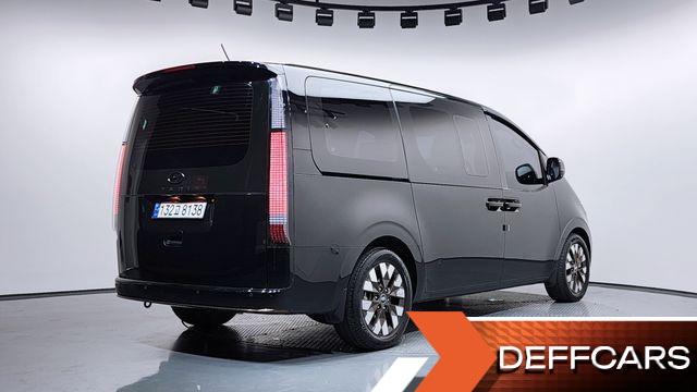 Hyundai STARIA Lounge 9-Seater Inspiration купить на сайте DeffCars