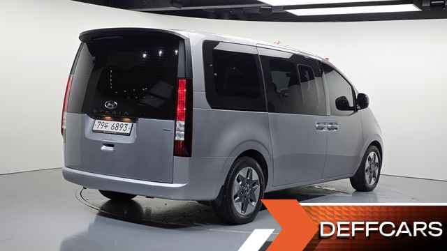 Hyundai STARIA 4WD Tourer 11-Seater Modern купить на сайте DeffCars