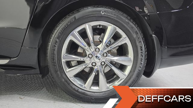 Kia CARNIVAL 9-Seater Noblesse Special купить на сайте DeffCars