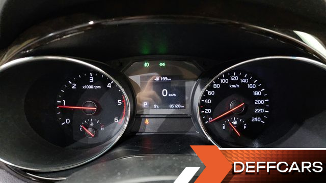 Kia CARNIVAL 9-Seater Prstige купить на сайте DeffCars