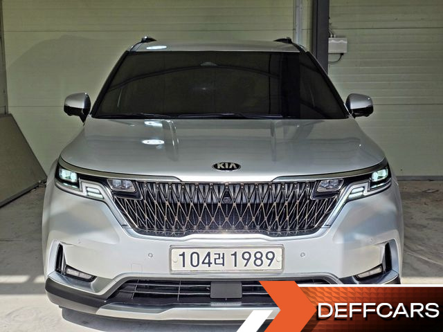 Kia CARNIVAL 9-Seater Signature купить на сайте DeffCars