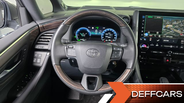 Toyota ALPHARD 2.5 HEV Executive AWD купить на сайте DeffCars