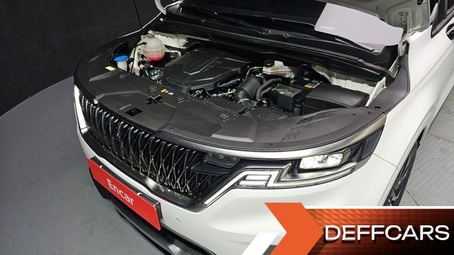 Kia CARNIVAL 9-Seater Signature купить на сайте DeffCars