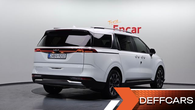 Kia CARNIVAL 9-Seater Noblesse купить на сайте DeffCars