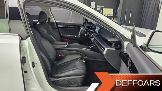 Hyundai GRANDEUR 2,5 Gasoline 2WD Premium купить на сайте DeffCars