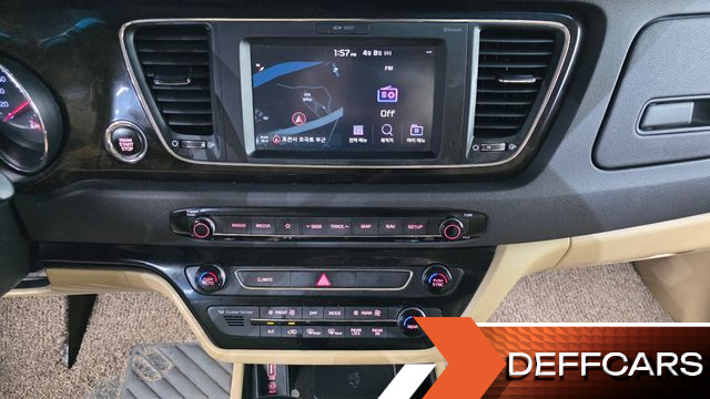 Kia CARNIVAL Gasoline 7-Seater Limousine President купить на сайте DeffCars