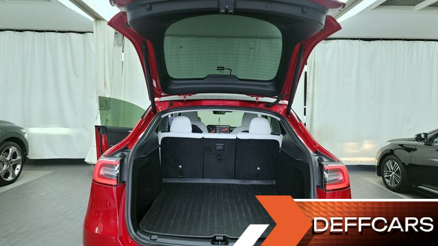 Tesla MODEL Y Long Range купить на сайте DeffCars
