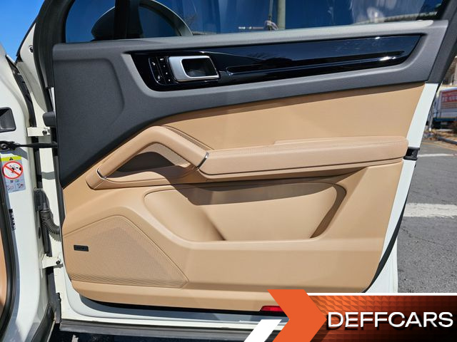 Porsche CAYENNE 3.0 купить на сайте DeffCars