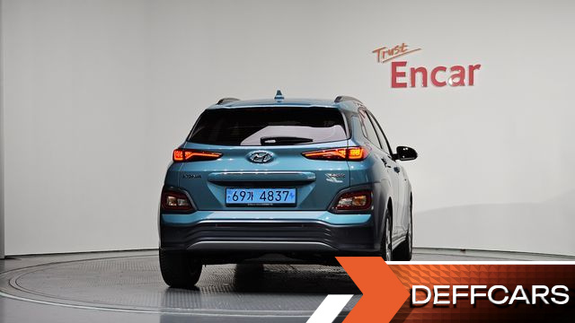 Hyundai KONA Premium купить на сайте DeffCars