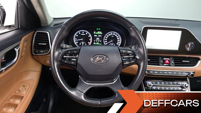 Hyundai GRANDEUR 3.0 Exclusive Special купить на сайте DeffCars