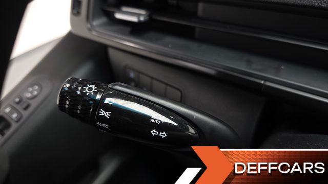 Hyundai STARIA Cargo 3-Seater Smart купить на сайте DeffCars