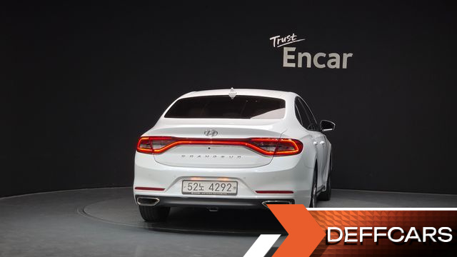 Hyundai GRANDEUR 2.4 Premium Special купить на сайте DeffCars