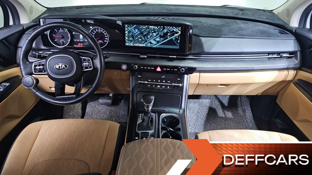 Kia CARNIVAL 9-Seater Prestige купить на сайте DeffCars