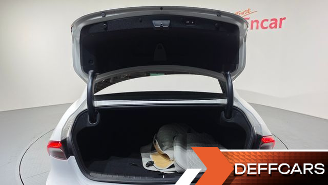 Hyundai GRANDEUR 2.5 Le Blanc купить на сайте DeffCars