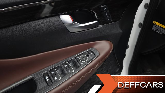 Hyundai SANTAFE Gasoline 2.0T 2WD Inspiration купить на сайте DeffCars