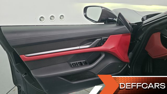 Porsche TAYCAN 4S купить на сайте DeffCars