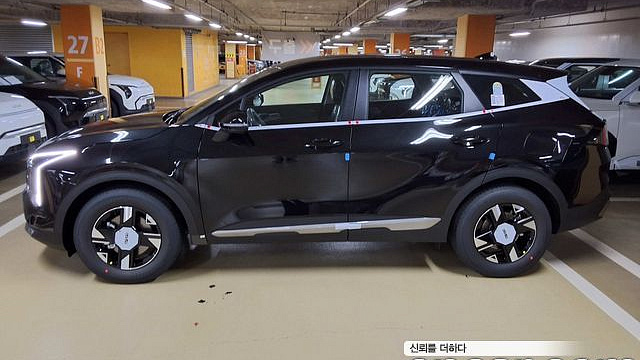 Kia SPORTAGE Gasoline 1.6 Turbo 2WD Signature купить на сайте DeffCars