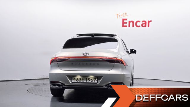 Hyundai GRANDEUR 3.3 Calligraphy купить на сайте DeffCars